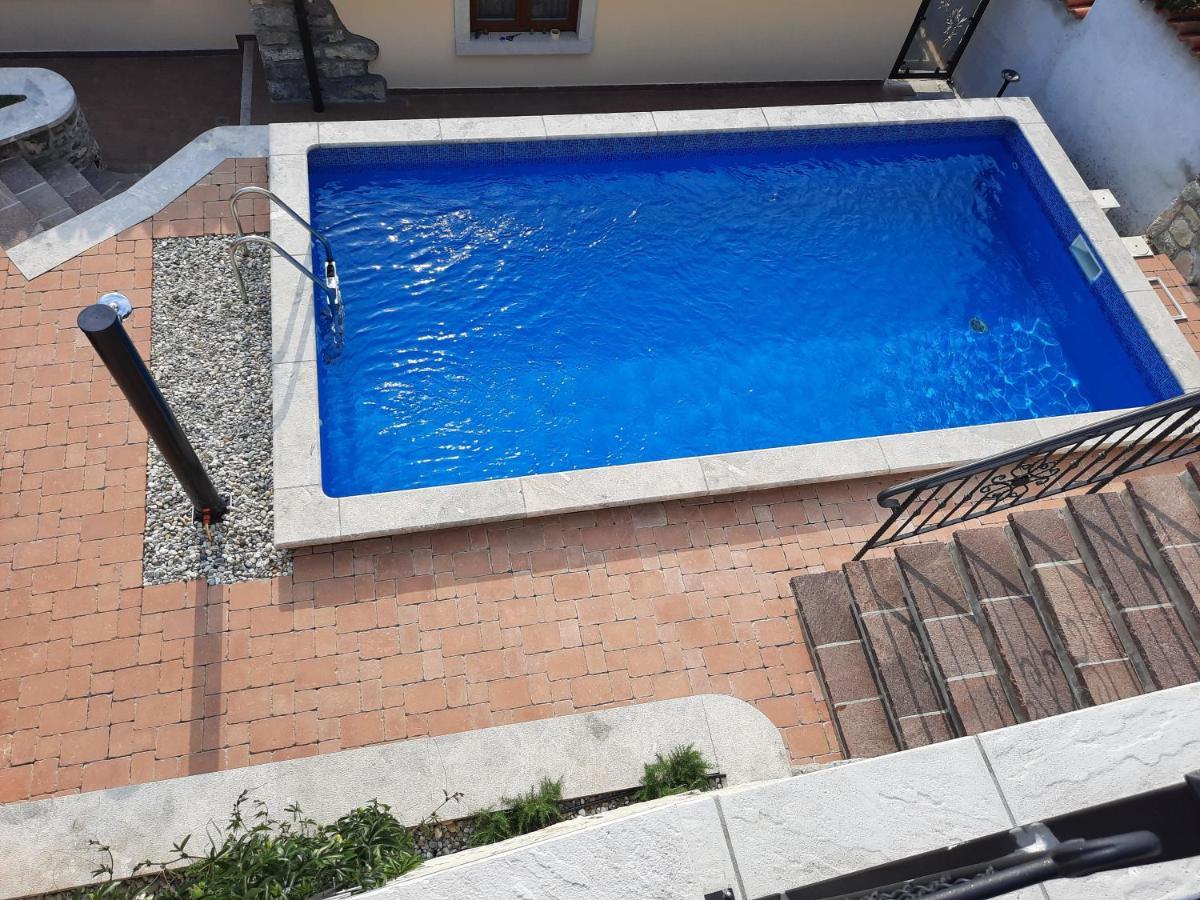 Kuca Za Odmor Villa Jurdani Exteriör bild