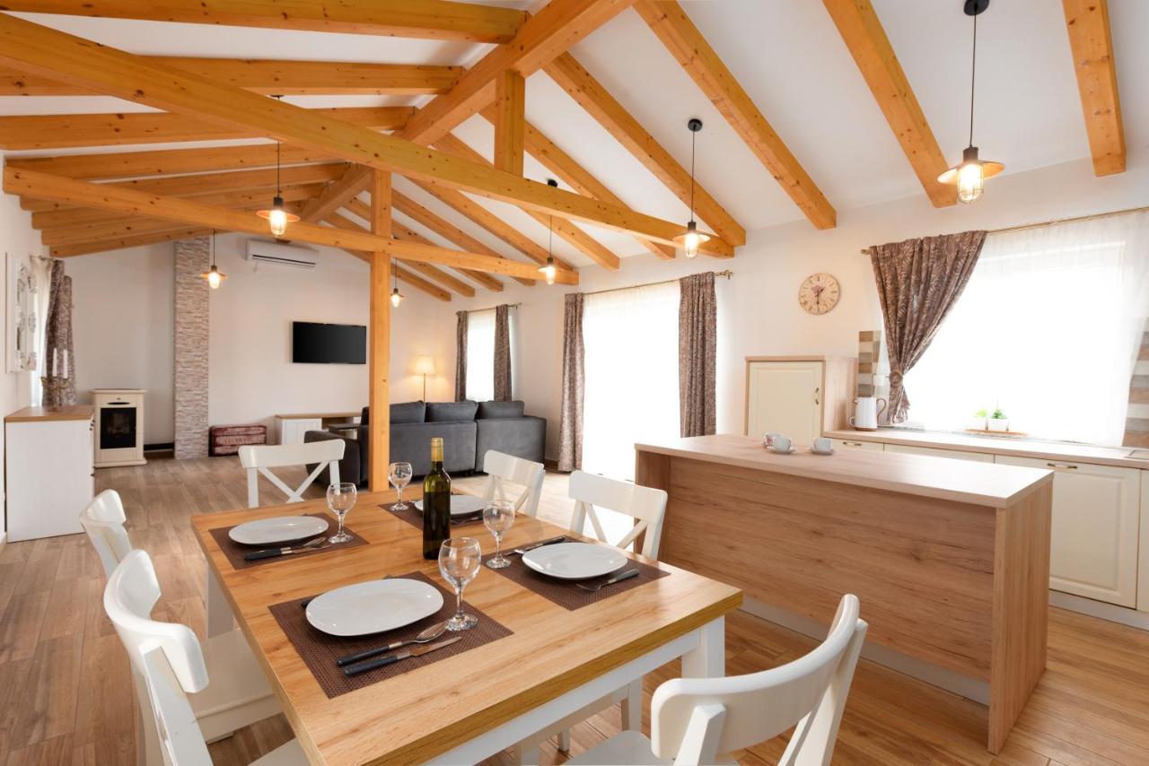 Kuca Za Odmor Villa Jurdani Exteriör bild