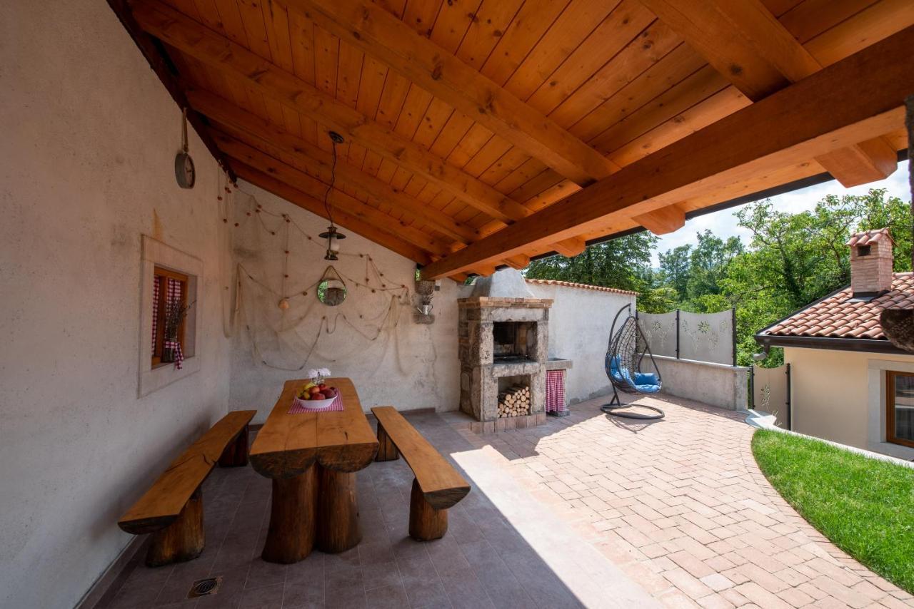 Kuca Za Odmor Villa Jurdani Exteriör bild